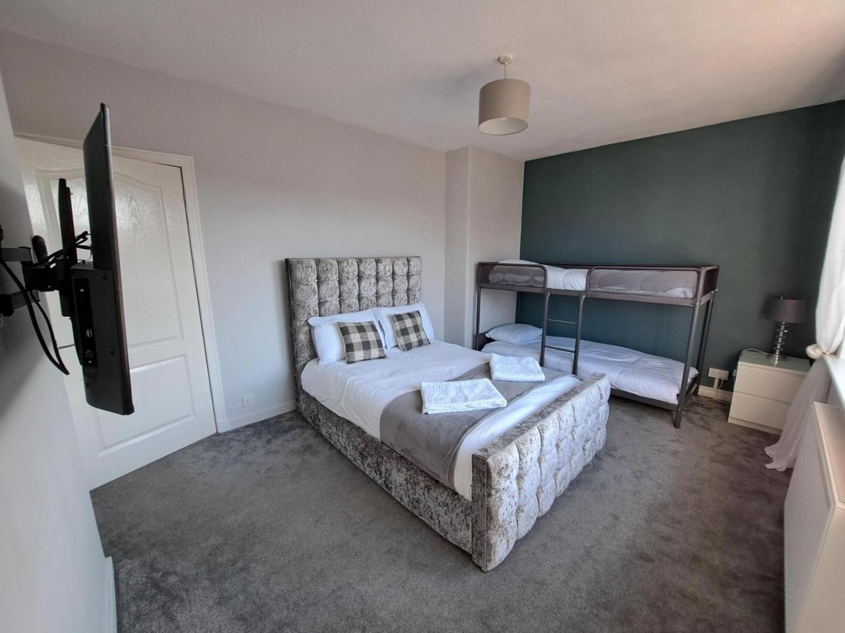 רנפרו Glasgow Apartment Close To The Airport מראה חיצוני תמונה